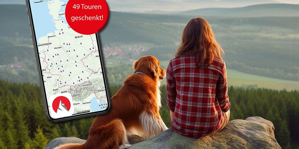 Eine Frau sitzt mit ihrem Hund auf einem Felsen. Beide sind von hinten fotografiert. Oben links ein Smartphone mit einem Screenshot einer Route und der Aufschrift "49 Touren geschenkt"