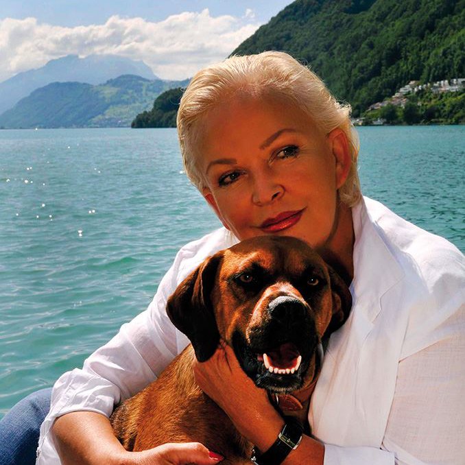 Coverbild Angelika Milster LR DaT Herbst 2013